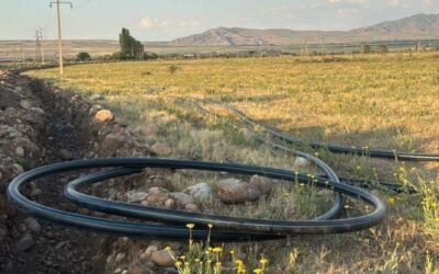 Таш-Дөбө айылында таза суу көйгөйүн чечүү үчүн 3,2 км жаңы суу түтүгү тартылды