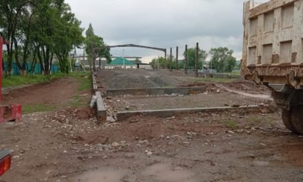 Таш-Дөбө айылында заманбап спортзал имаратынын курулушу кызуу жүргүзүлүүдө. Каржылоо булагы Республикалык бюджет.