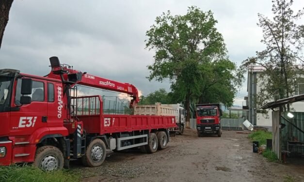 Таш-Дөбө айылында заманбап спортзал имаратынын курулушу кызуу жүргүзүлүүдө. Каржылоо булагы Республикалык бюджет.