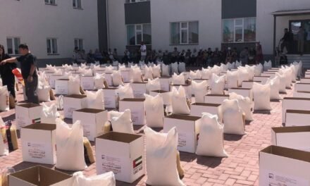 Арашан айыл аймагынын социалдык жактан муктаж үй бүлөлөргө Ихсан Хайрия кайрымдуулук фонду тарабынан азык түлүк таратылды.